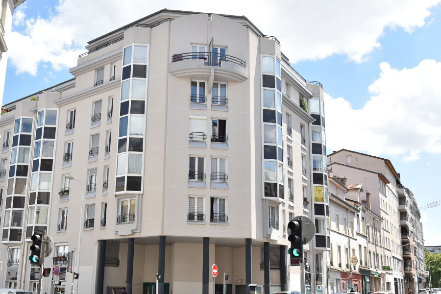 Ravalement de façade rue de la guillotiere à Lyon 7